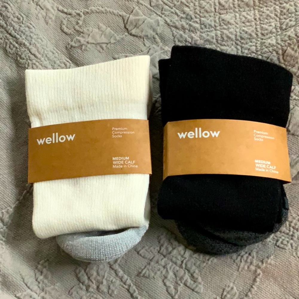Wellow compression socks wide calf M women’s NWT